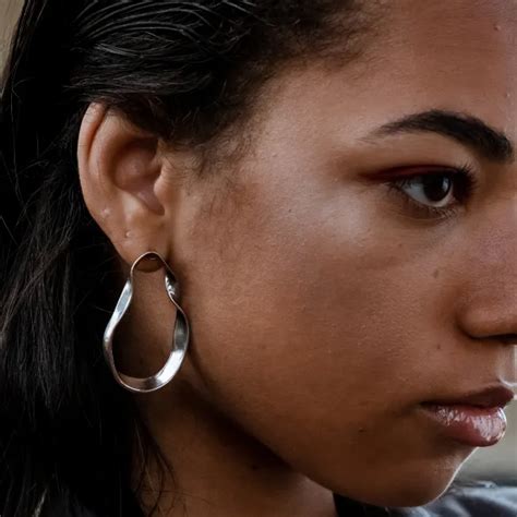 Here’s Why We’re Loving Copper Peptides in Our Skincare