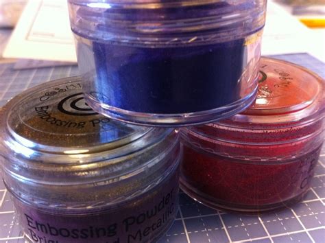 Using Embossing Powder On Glass 的图像结果