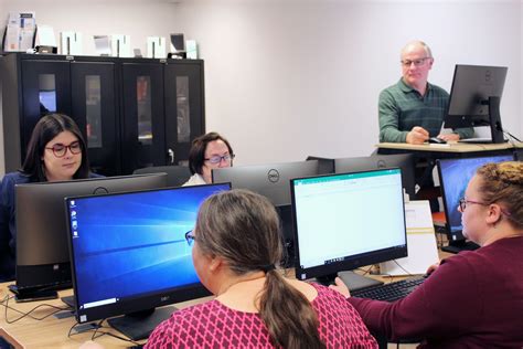 Computer Class Near Me 的图像结果