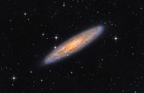 NGC 253 - Constelación de Sculptor - Espacio Profundo, Galaxias, Nebulosas y Cúmulos - Espacio ...