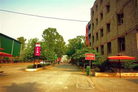 HLM Law College Ghaziabad Campus: Photos, Virtual Tour
