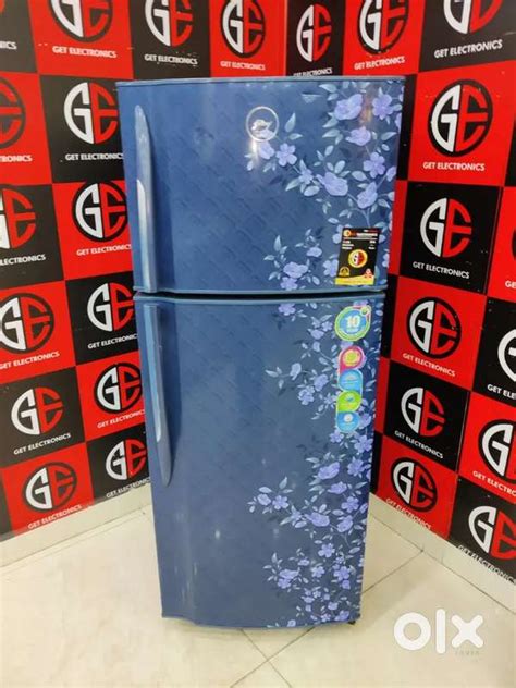 Id.103Godrej 250ltrs flower model blue colour double door fridge ...