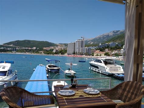 MALI HOTEL PORAT (Budva) - Specialty Hotel Reviews, Photos, Rate ...