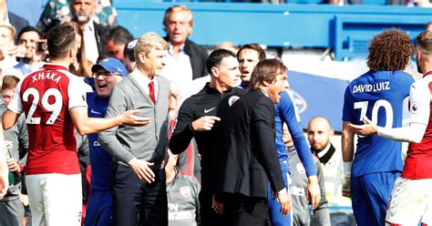 Premier League: Chelsea's David Luiz sent off in Arsenal stalemate