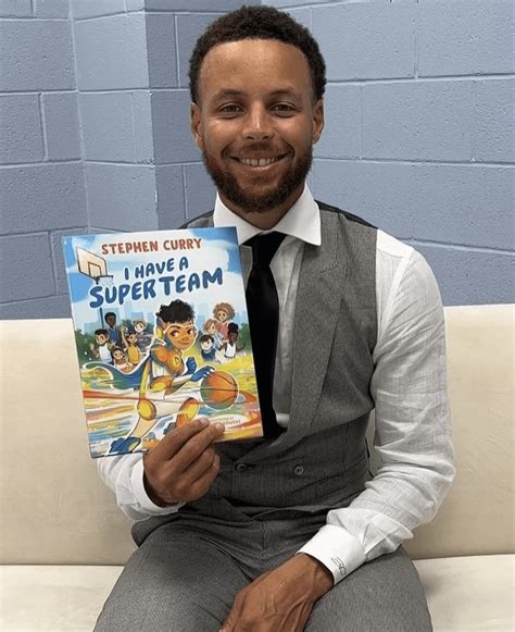 Congrats to Steph Curry for the release of his new book👀🔥 : r/nbacirclejerk