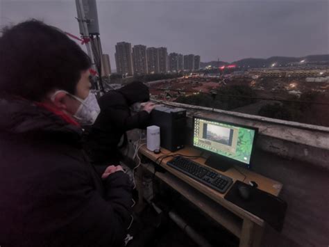 “云监工”，见证与疫情赛跑的中国速度 - 资讯广场 - 湖南在线 - 华声在线