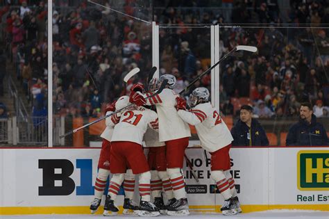 Men's Ice Hockey: No. 3 seed Ohio State makes history in 8-1 domination ...