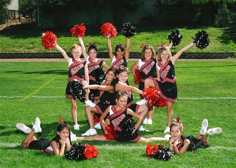 Cheer Poses For Photos at Lucile Hart blog