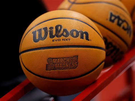 45 March Madness Trivia Questions and Answers