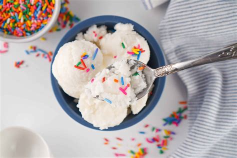 Easy Snow ice Cream Recipe: Only Four Ingredients - An Alli Event