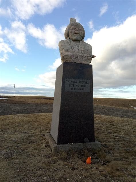 Sitting Bull Memorial US, SD, Mobridge, Monument And Grave Of Sitting