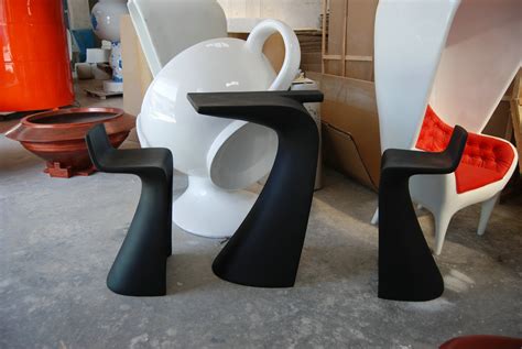 商场咖啡杯玻璃钢休闲椅-方圳雕塑厂