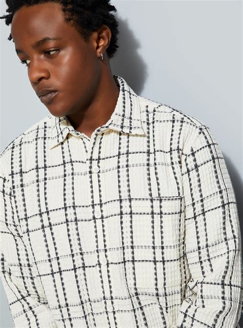 Buy URB_N Men Regular Fit Checked Casual Shirt Online at just Rs. 1299. ...