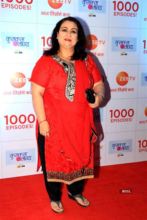 Simran Kapur Suri strikes in red during the party to celebrate the ...