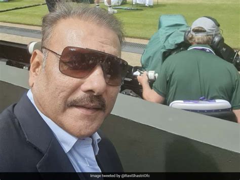 रवि शास्त्री विंबलडन फाइनल देखने पहुंचे, तो सोशल मीडिया पर आयी रचनात्मक ...