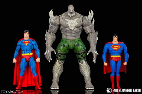 Doomsday Vs Darkseid Injustice