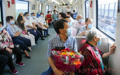 不限户籍！60岁以上老人可享受免费接机+免费乘车服务啦！ | 深圳活动网