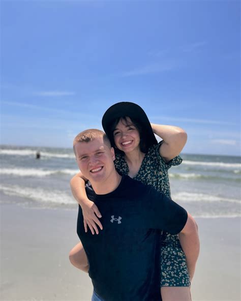 Alyssa Jordan | Tis so Sweet to Trust in Jesus🤍 #hymn #singing #christian #church #piano # ...