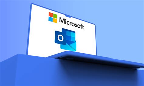 Microsoft Outlook Recovering After Major Global Outage