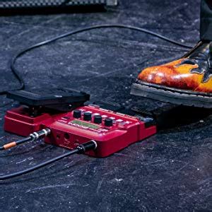 Zoom B1X Four Bass Multi-Effects Pedal (Red) : Amazon.in: Musical ...