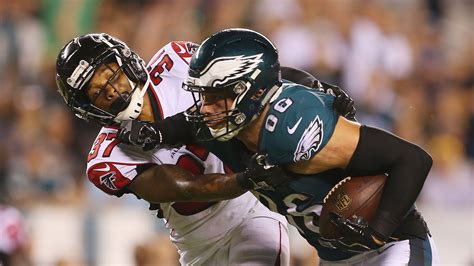 Atlanta Falcons 12-18 Philadelphia Eagles: Eagles hold on to secure ...