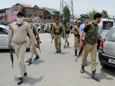 Kashmir: Gunmen snatch rifles from security guards at a TV tower