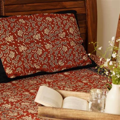 Maroon Kalamkari - Flat I Fitted Bedsheet (90x108 Inches) – Local Kala