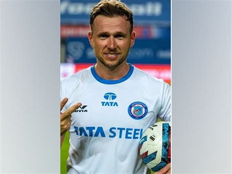 ISL: Greg Stewart signs two-year deal with Mumbai City FC