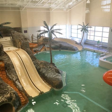 5 Best Indoor Water Parks Near Maryland - Been There Done That with Kids