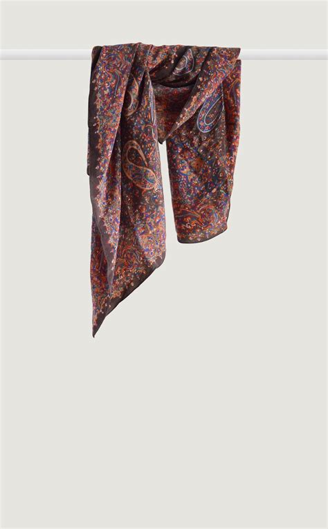Silk Stoles & Scarves – The Yarn Story