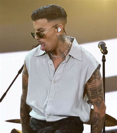 Rauw Alejandro | Singer, Mens haircuts short, Man crush everyday