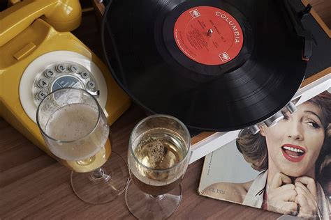 Uville Hotel Montreal Bar and Lounge: Pictures & Reviews - Tripadvisor