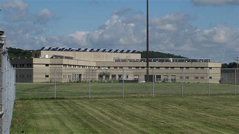 Prison guards, nurses and inmates at Chillicothe prison treated for ...