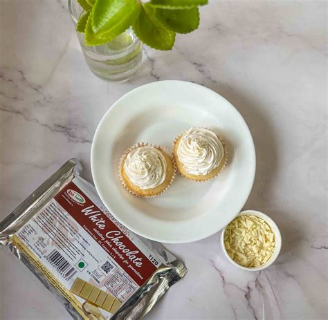 Vanilla Cupcake With White Chocolate Ganache – Ask Foods