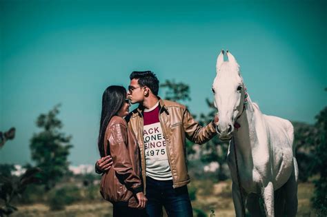 Picture Wala Studio, Surat - Photographer - Salabatpura - Weddingwire.in