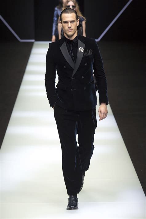 Emporio Armani Fall 2018 Ready-to-Wear Fashion Show | Emporio armani ...