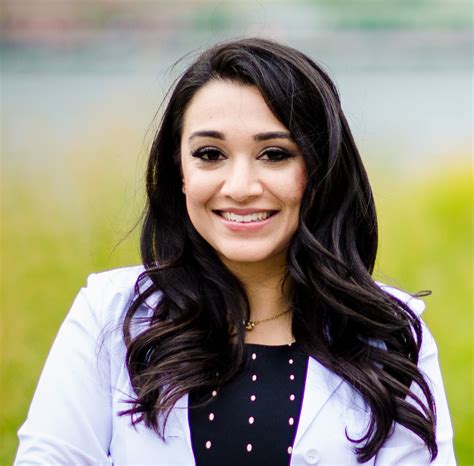 Dr. Alysha Patel - Burnaby, BC - Podiatrist Reviews & Ratings - RateMDs