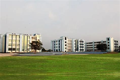 MVN University Palwal Campus: Photos, Virtual Tour