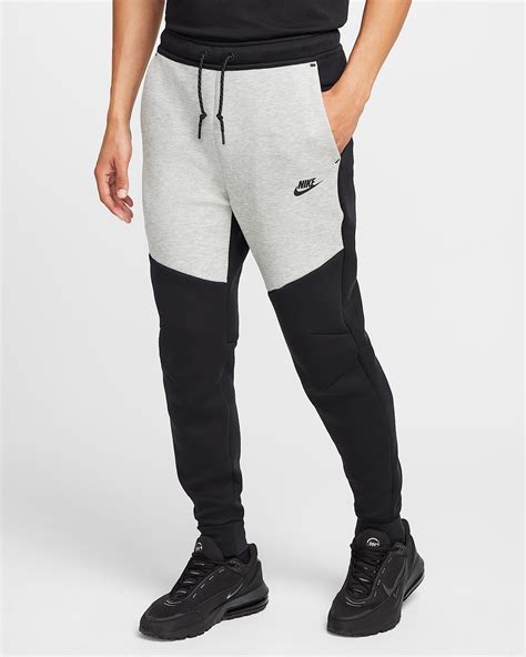 Nike Tech Men's Fleece Joggers. Nike HU