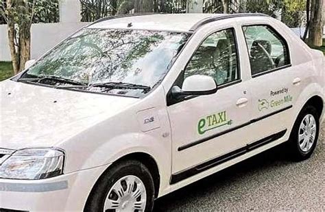 ई-टैक्सी खरीद के लिए सरकार ने बदले नियम, जमा दो की जगह अब शैक्षणिक ...