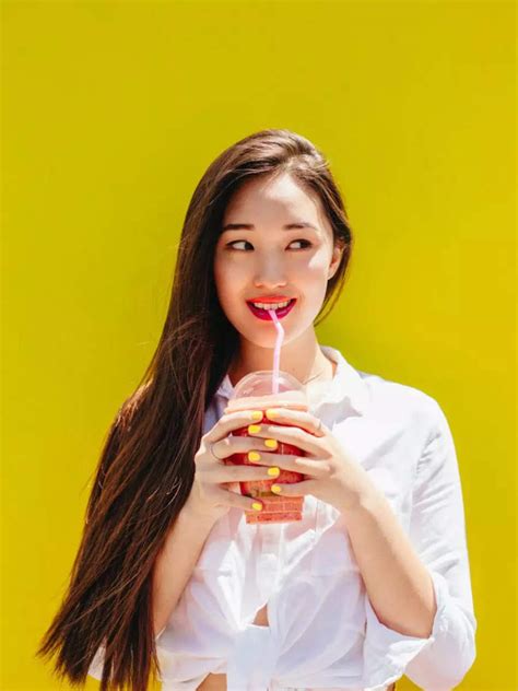 Healthy juices to boost thick hair growth | EconomicTimes