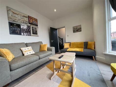 New 4 Bedroom House * 2 Bathrooms * Free Parking - Houses for Rent in ...