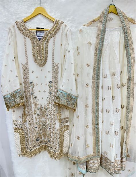 ZOYA AHMAD RUBAB CHAPTER 1 – Siyaab Lawn Hub