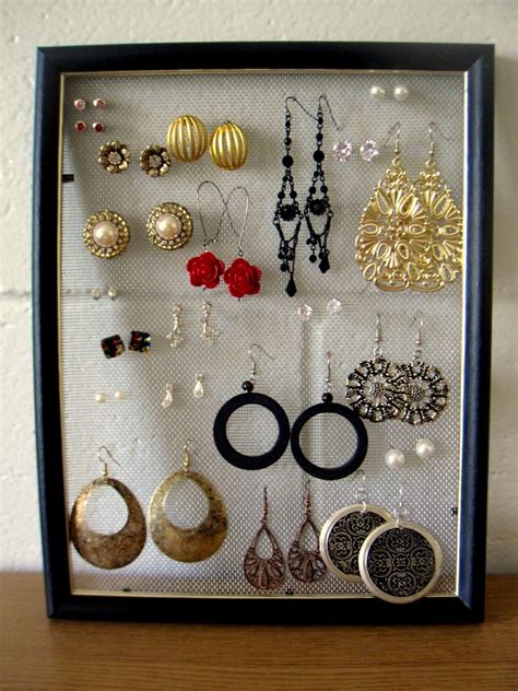 diy earring holder