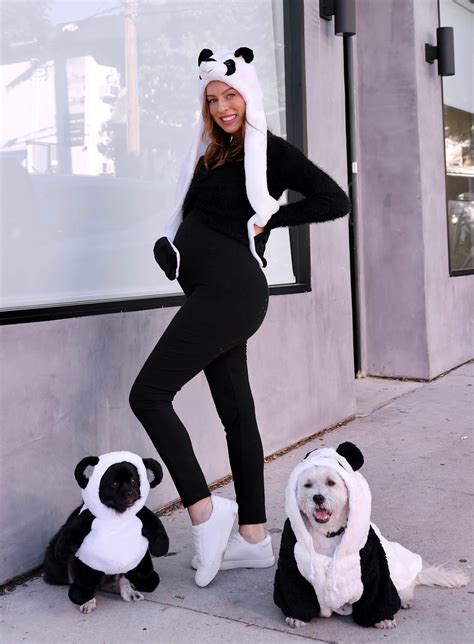 Easy Maternity Halloween Costumes: Mama Bear - Sydne Style