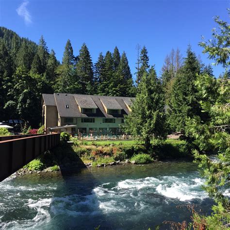 BELKNAP HOT SPRINGS LODGE AND GARDENS - Updated 2025 Hotel Reviews ...