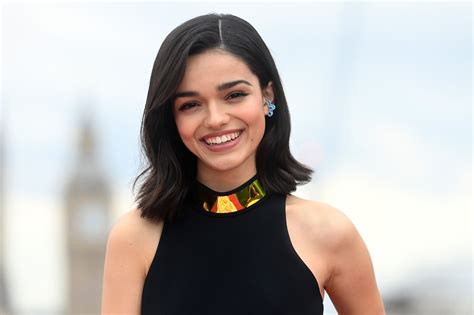 'Snow White'-actrice Rachel Zegler mikpunt van online kritiek, omdat ze ...