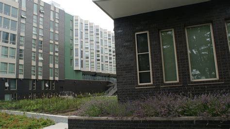 Mercer Court Apartments - University of Washington - Mutual Materials