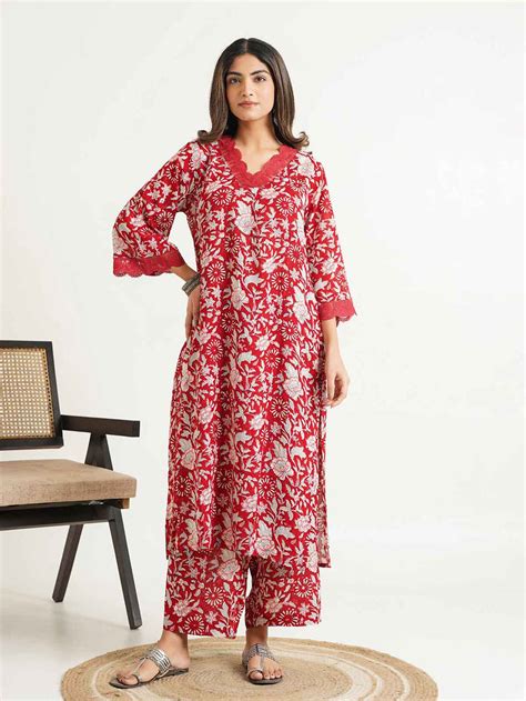 Goodhand - A Contemporary touch to Indian handicrafts