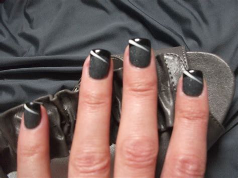 ACRYLIC NAILS: 4 Ways to Achieve Super Smooth and Shiny Nail Polish ...